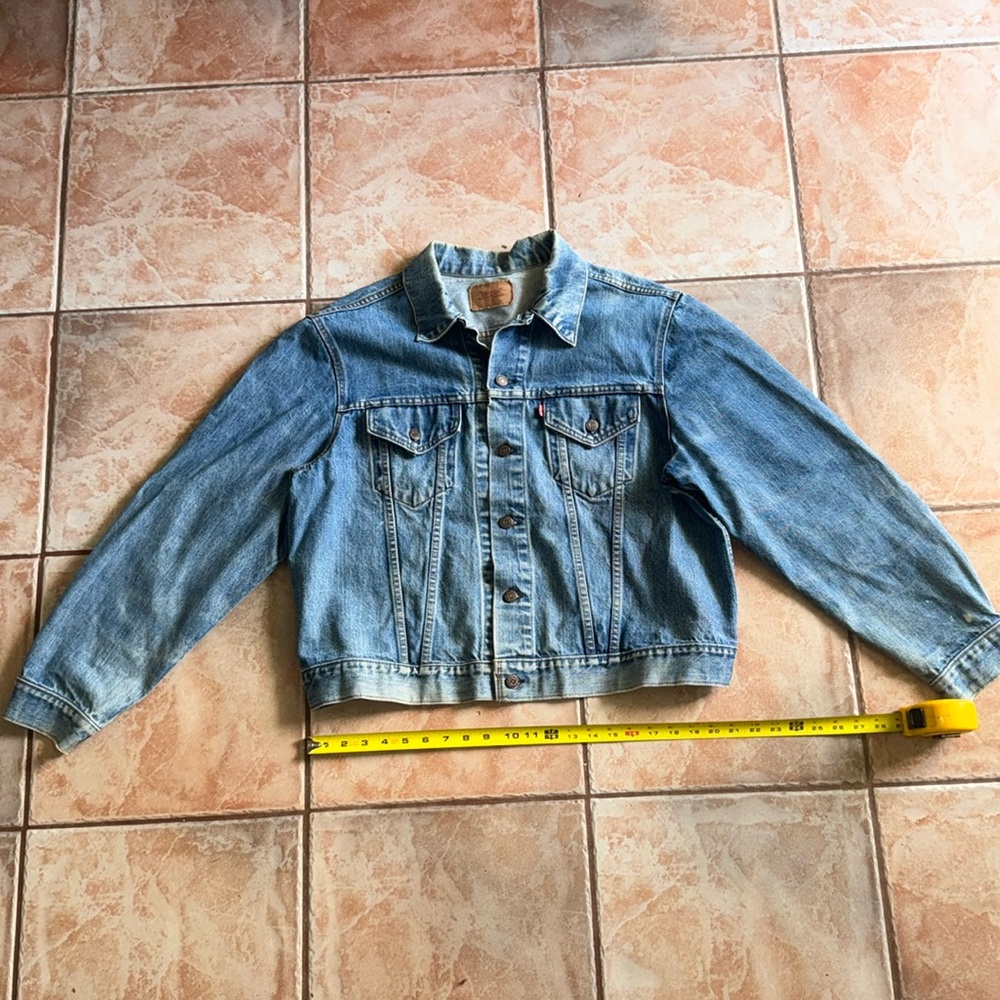 vintage levis denim jacket